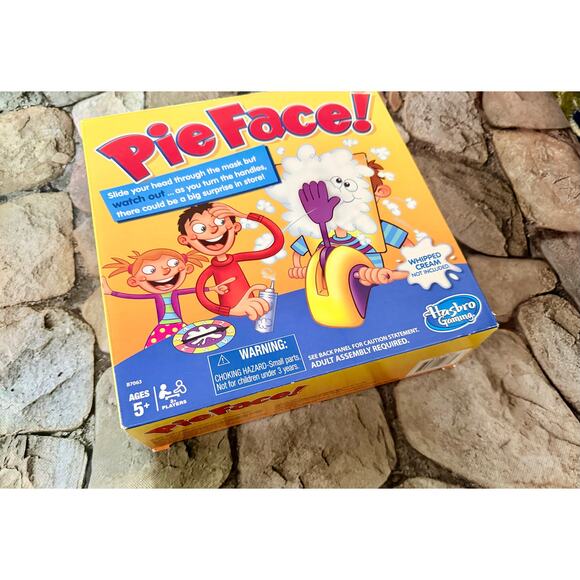 2 KIDS GAMES-ZINGO & PIE IN FACE - Picture 6 of 8